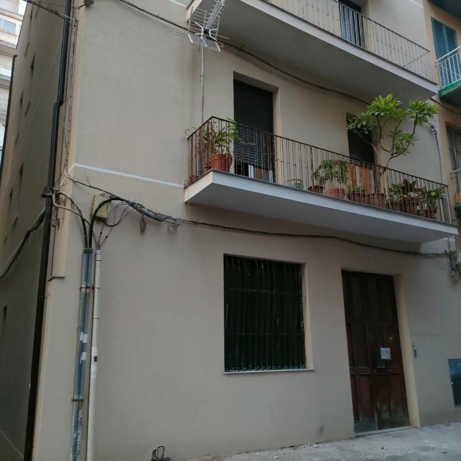 Vghouse Apartment คาตาเนีย ภายนอก รูปภาพ