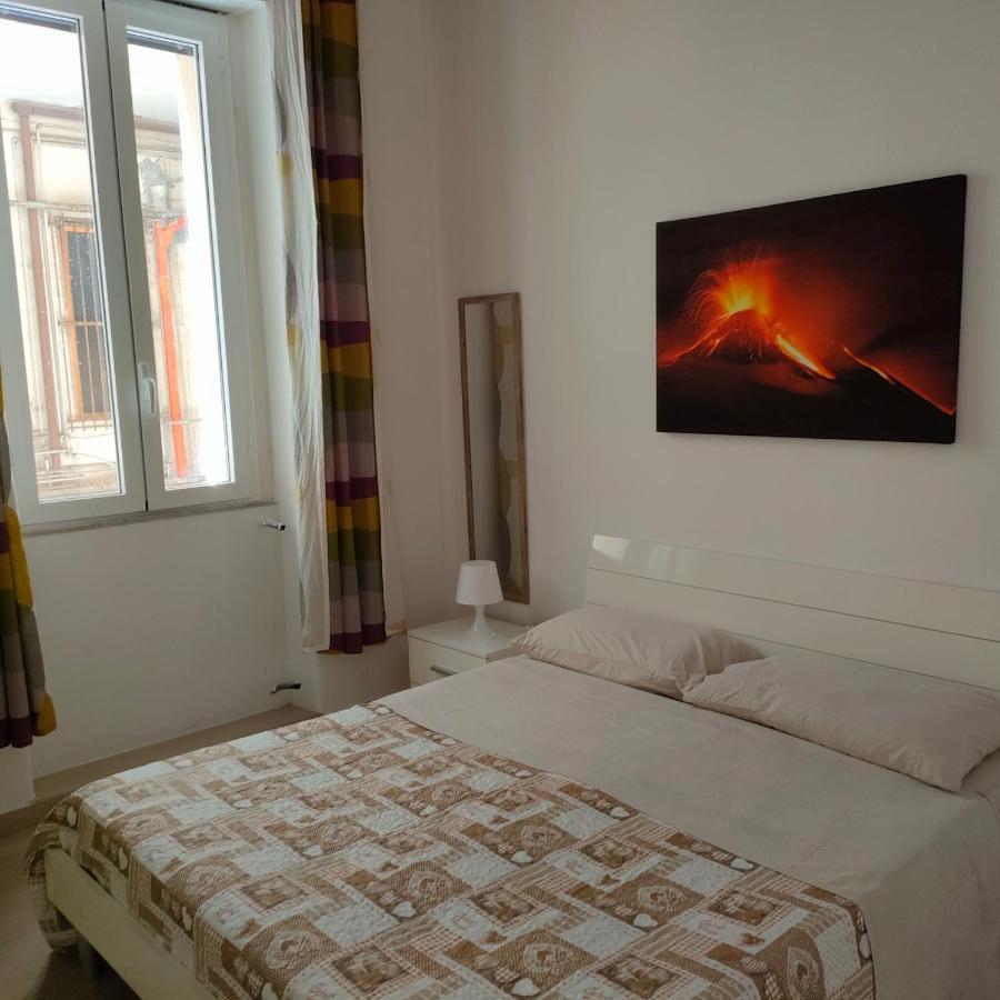 Vghouse Apartment คาตาเนีย ภายนอก รูปภาพ