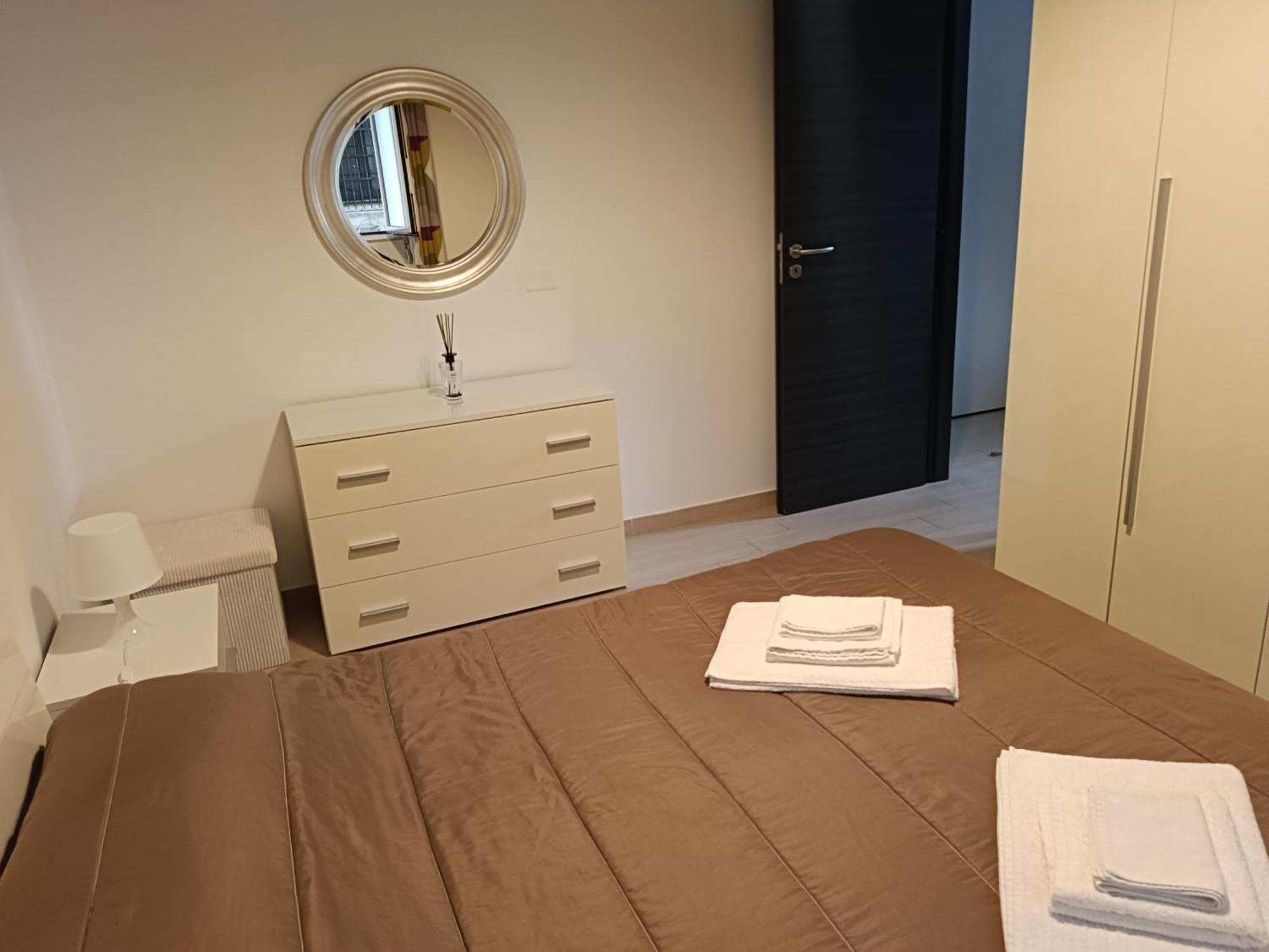 Vghouse Apartment คาตาเนีย ภายนอก รูปภาพ