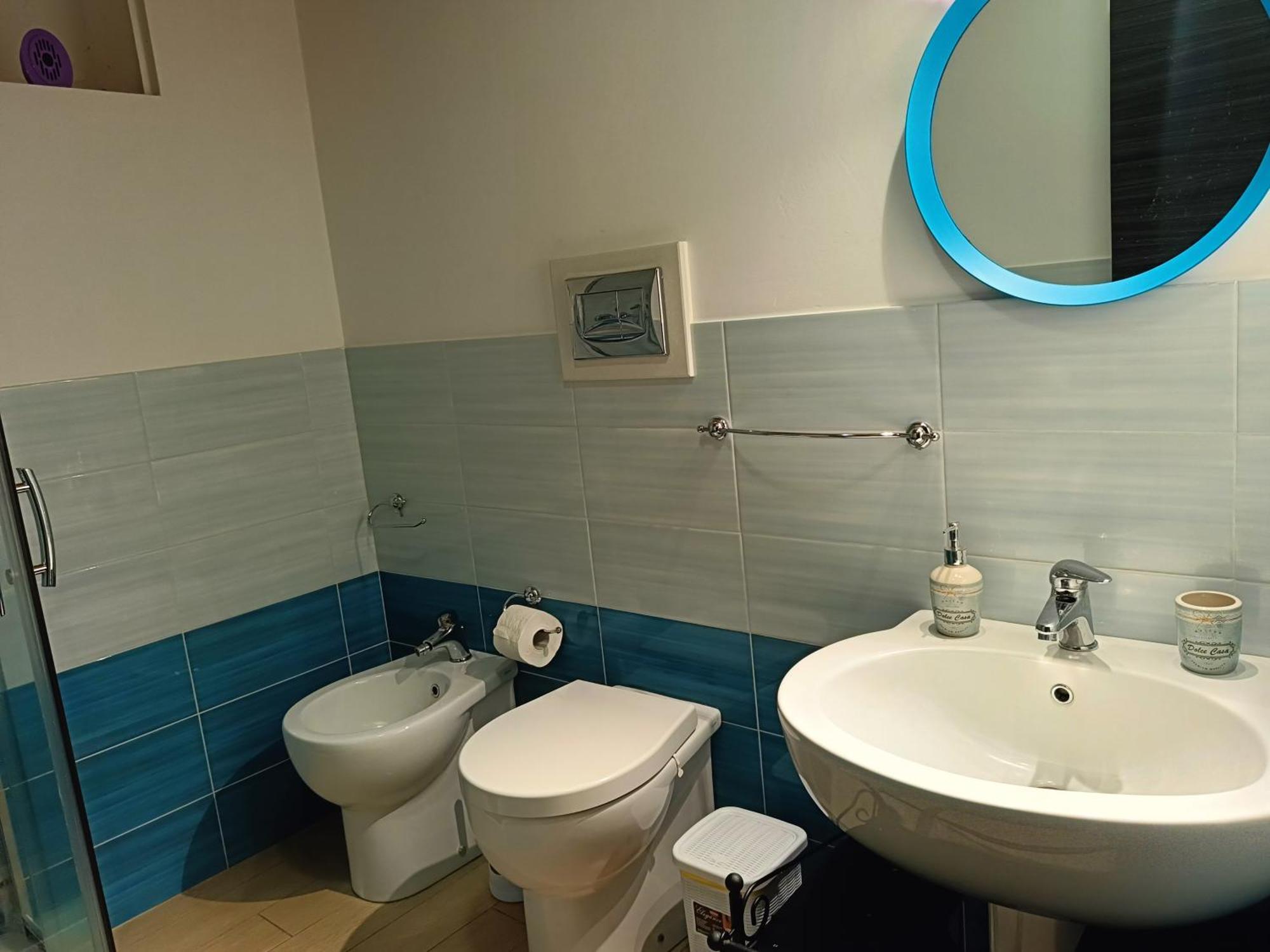 Vghouse Apartment คาตาเนีย ภายนอก รูปภาพ